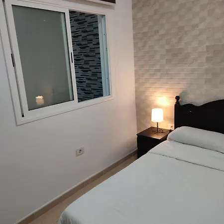 Matrimonial En Casa Compartida 아파트 *