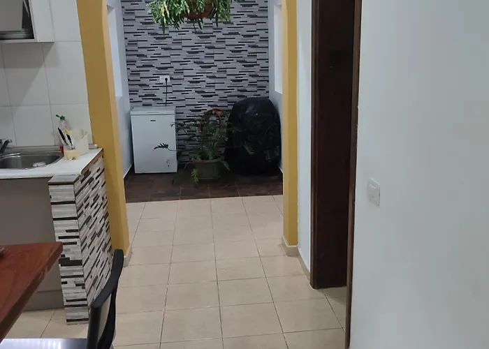 Matrimonial En Casa Compartida Apartment