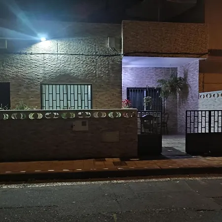 Apartment Matrimonial En Casa Compartida