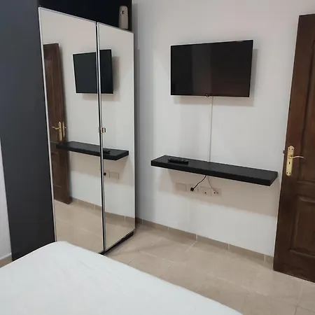 Matrimonial En Casa Compartida San Cristóbal de La Laguna